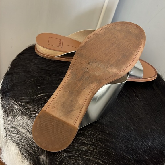 Sandals - Picture 4 of 4